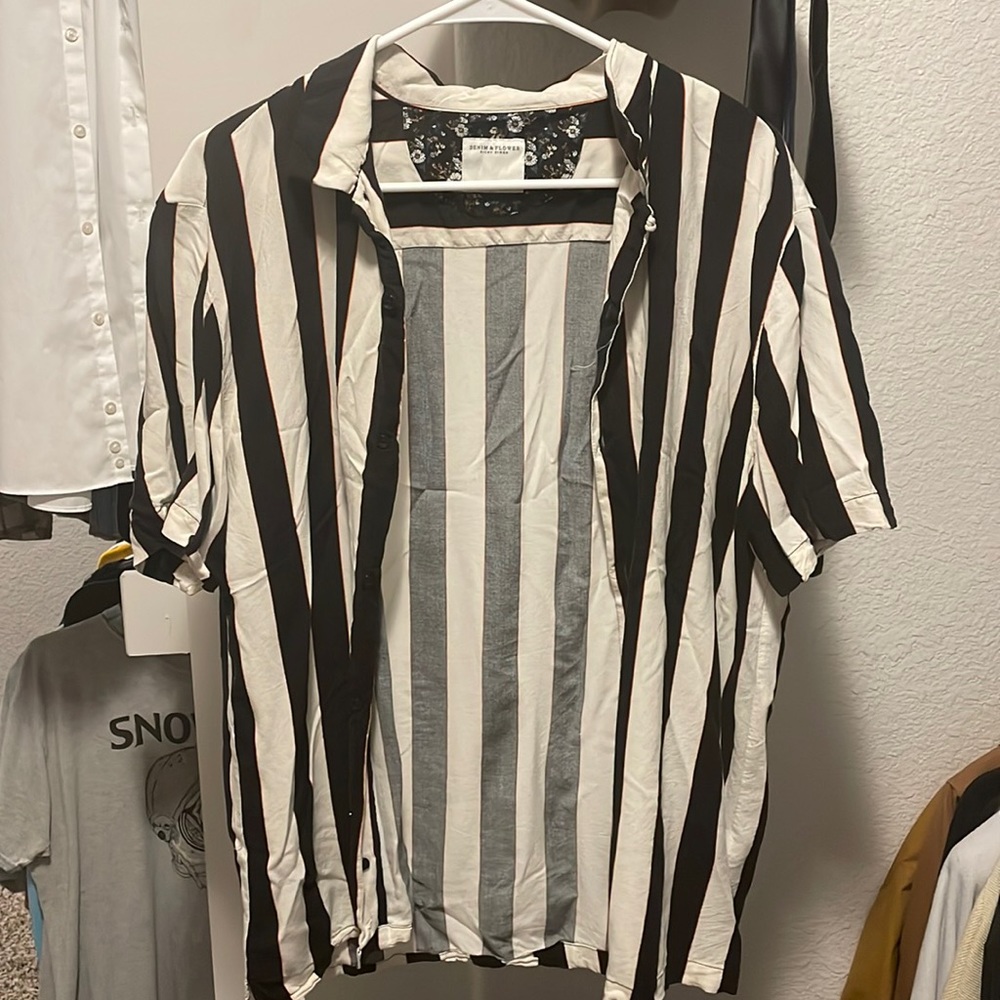 Mens button up shirt